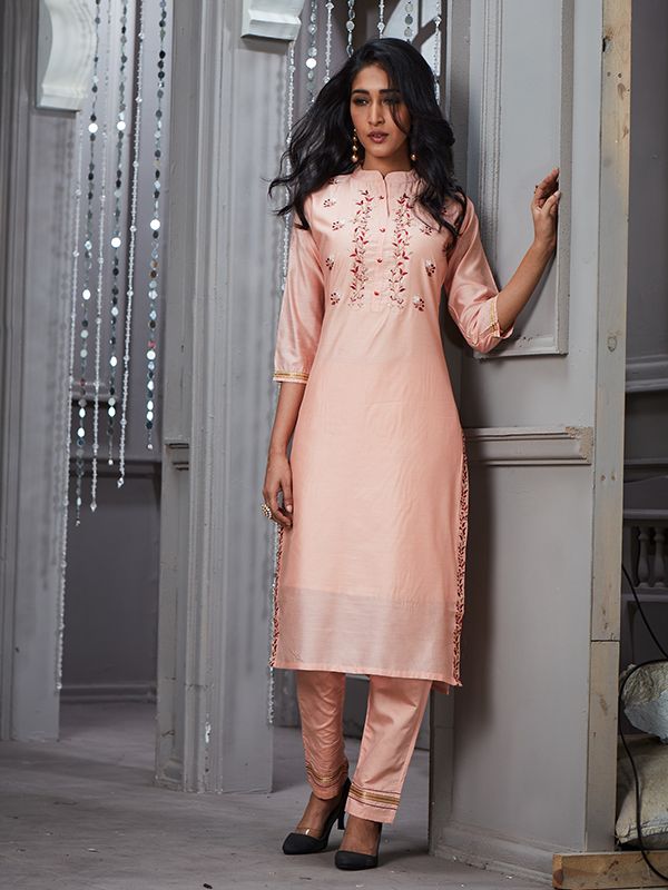 Get Rayon Dobby Embellished Peach Kurta Set at ₹ 1919 | LBB Shop